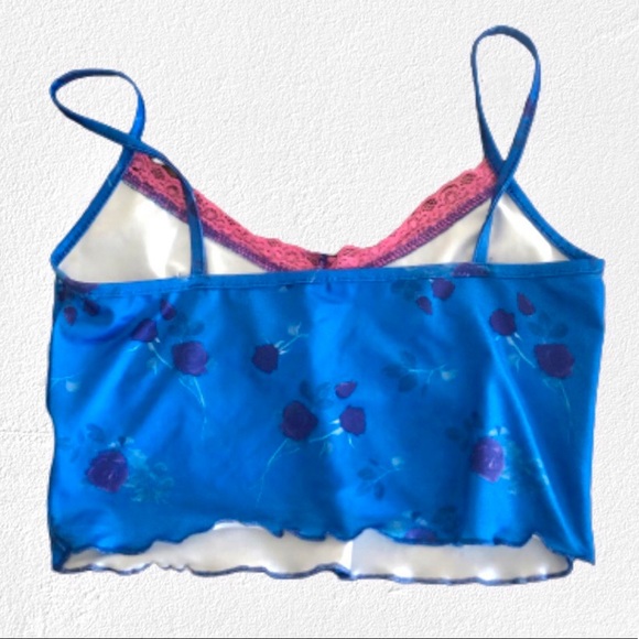 Y2K CAMI TOP - Picture 2 of 4